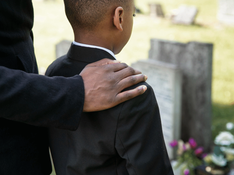 When the Centre falls apart. Navigating the Complexities of Grief